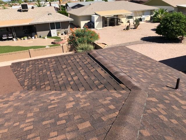 Owens Corning asphalt shingles installed by Johny's Roofing on a Dreamland Villa home